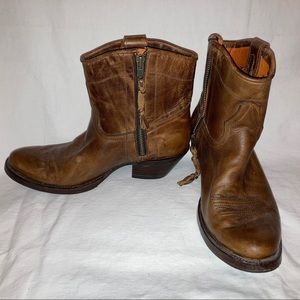 Tacco short cowboy boots